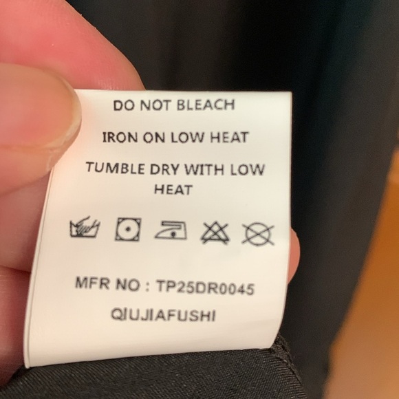 Black Sleeveless Dress 3X - Picture 6 of 8